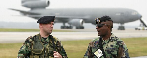 小野寺防衛相、米軍飛行に抗議 沖縄の学校上空回避を要求 小野寺防衛相、米軍飛行に抗議 沖縄の学校上空回避を要求 - Sputnik 日本