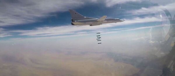 ロシア爆撃機Ｔｕ−２２M３、シリアのダーイシュ施設に攻撃 - Sputnik 日本