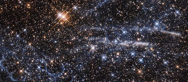 宇宙 宇宙 - Sputnik 日本