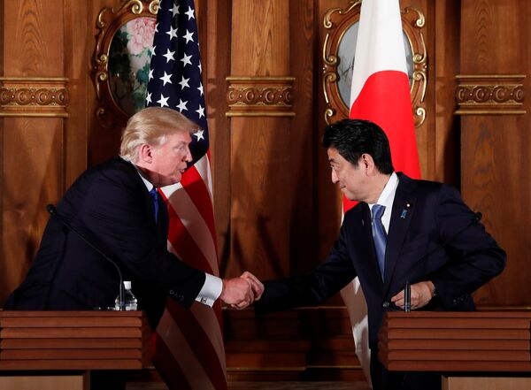 トランプ大統領と安倍首相の記者会見 - Sputnik 日本