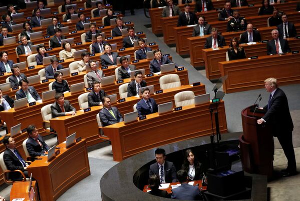 韓国ソウルの国会で演説するトランプ大統領 - Sputnik 日本