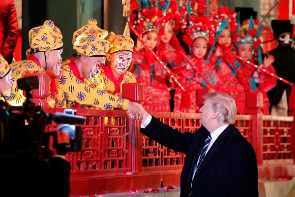 トランプ大統領　北京の紫禁城で - Sputnik 日本