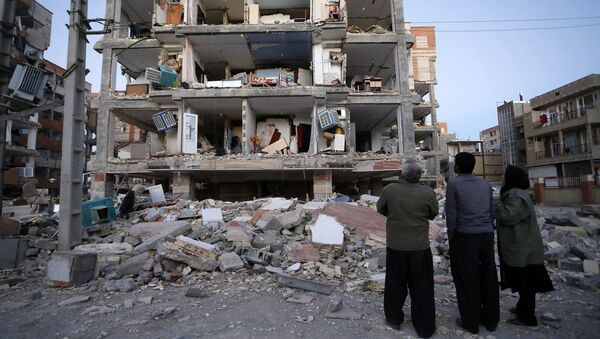 イラン・イラク国境で地震　死者２００人に - Sputnik 日本