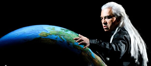 ルビンシュテインのオペラ「デーモン」のリハーサルでの歌手ドミトリー・ホロストフスキー モスクワのチャイコフスキー記念コンサートホール ルビンシュテインのオペラ「デーモン」のリハーサルでの歌手ドミトリー・ホロストフスキー モスクワのチャイコフスキー記念コンサートホール - Sputnik 日本