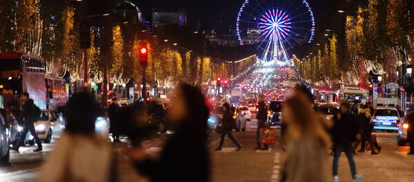Церемония зажжения рождественской иллюминации на Елисейских полях Церемония зажжения рождественской иллюминации на Елисейских полях - Sputnik 日本