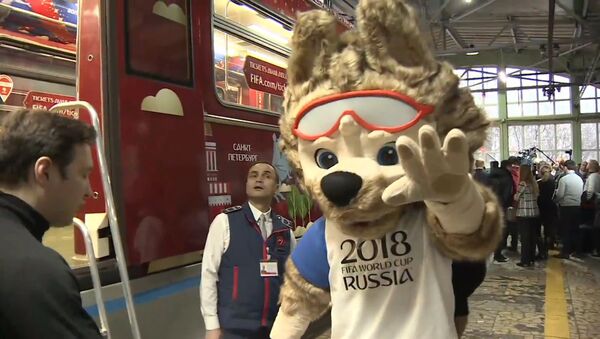 サッカーW杯　モスクワ地下鉄に特別車両 - Sputnik 日本
