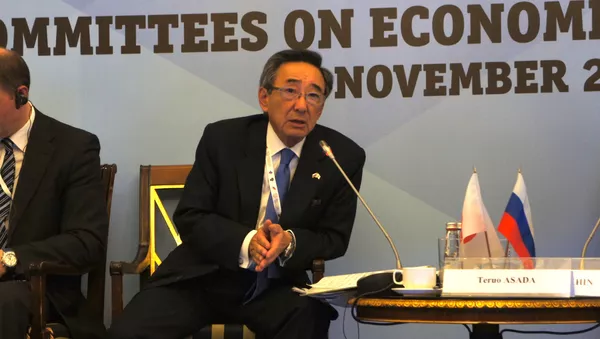 朝田照男氏