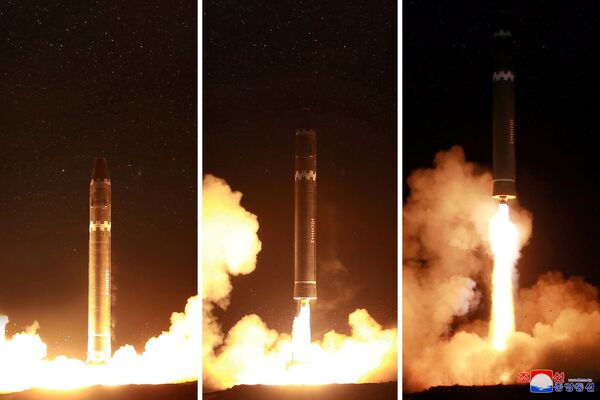 北朝鮮の弾道ミサイル『火星１５』の発射 - Sputnik 日本