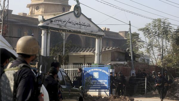 パキスタンの大学で銃乱射　学生９人死亡「タリバン」がテロ犯行声明 - Sputnik 日本