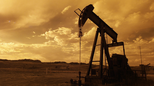 世界の原油価格は２８日、米国で先週、石油備蓄量が予想よりも大幅に減少したとの米石油協会（ＡＰＩ）が発表した統計に投資家が反応して値上がりしている。 - Sputnik 日本