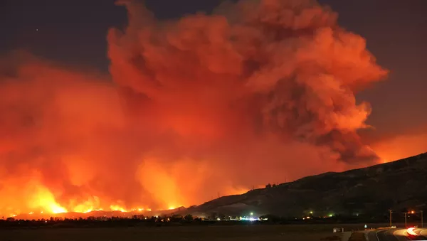 米カリフォルニア山火事　犠牲者も - Sputnik 日本