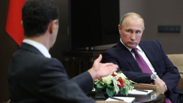 Президент РФ Владимир Путин и президент Сирии Башар Асад во время встречи - Sputnik 日本
