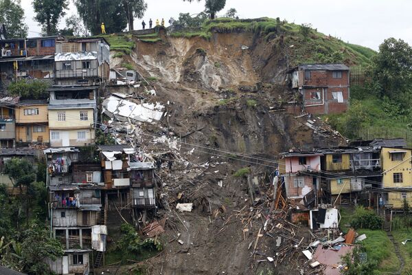 コロンビア中央部マニサレスの土砂崩れ - Sputnik 日本