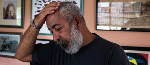 キューバ人作家でジャーナリストのレオナルド・パトゥラ氏 - Sputnik 日本