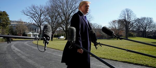 トランプ大統領、元側近は「正気を失った」 トランプ大統領、元側近は「正気を失った」 - Sputnik 日本