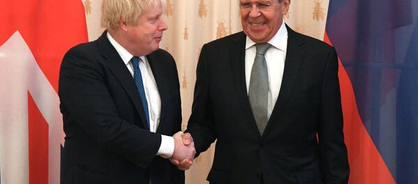 ボリス・ジョンソン英外相とロシアのラヴロフ外相 ボリス・ジョンソン英外相とロシアのラヴロフ外相 - Sputnik 日本