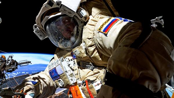 船外活動を行うセルゲイ・リャザンスキー飛行士（ロシアの宇宙公団「ロスコスモス」所属） - Sputnik 日本