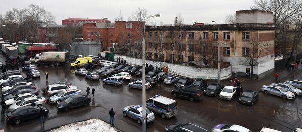 銃撃戦の工場　特務部隊が急襲 - Sputnik 日本