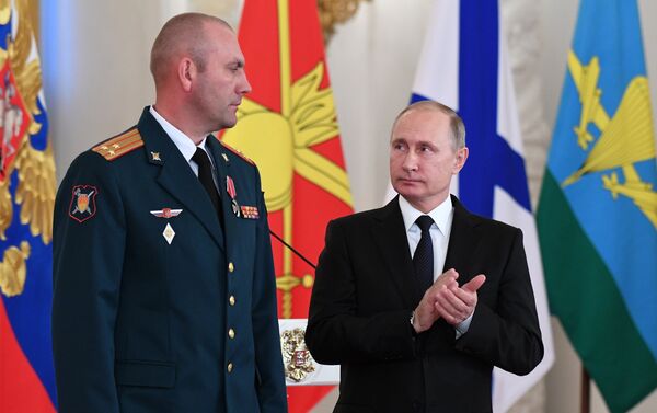 プーチン大統領　シリア軍事作戦参加の兵士らに国家褒章を授与 - Sputnik 日本