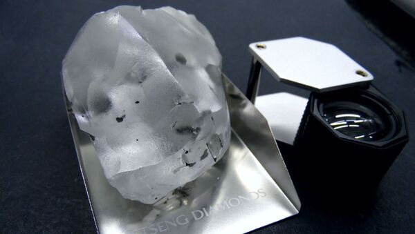アフリカで巨大ダイヤ原石が発掘性 - Sputnik 日本