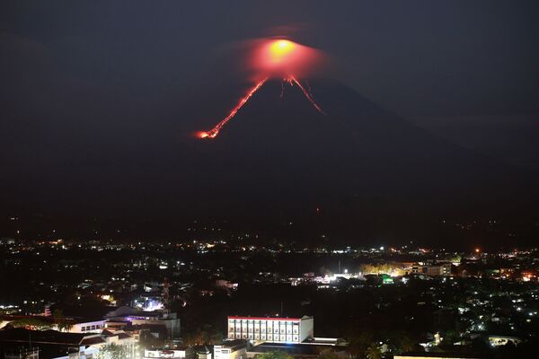 フィリピン　マヨン火山の噴火 - Sputnik 日本