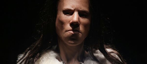 ９０００年前に生きていた少女の顔が復元される - Sputnik 日本