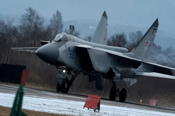 MiG-31 MiG-31 - Sputnik 日本