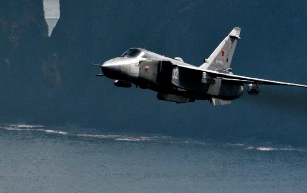 Su-24 Su-24 - Sputnik 日本