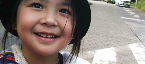 残忍な千葉小3ベトナム人女児殺害事件からもうすぐ一年、裁判未だ始まらず、両親は社会に協力を呼びかけ 残忍な千葉小3ベトナム人女児殺害事件からもうすぐ一年、裁判未だ始まらず、両親は社会に協力を呼びかけ - Sputnik 日本