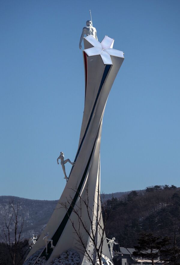「アルペンシア五輪公園」に設置された石碑 - Sputnik 日本