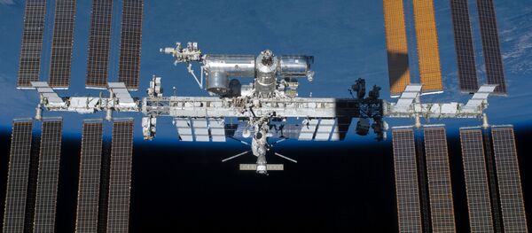 Вид на МКС Вид на МКС - Sputnik 日本