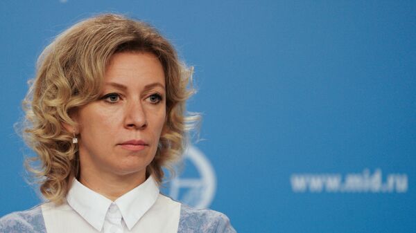 Официальный представитель министерства иностранных дел России Мария Захарова во время брифинга в Москве - Sputnik 日本
