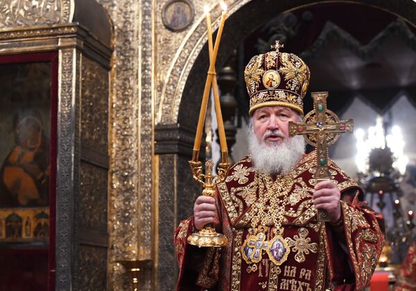 ロシア正教会のモスクワおよび全ルーシ総主教キリルが五輪に向うロシアからの選手のためにモレーベン（祈祷）を行った - Sputnik 日本