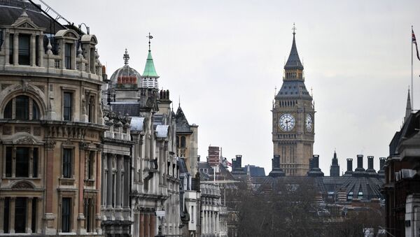 Whitehall and the clock tower of the Westminster Palace with the Big Ben bell as seen from Trafalgar Square - Sputnik 日本