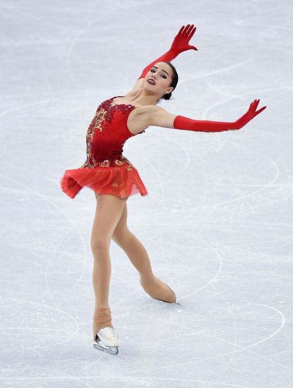 アリーナ・ザギトワ（ロシア出身）が女子シングルのフリーで演技 - Sputnik 日本