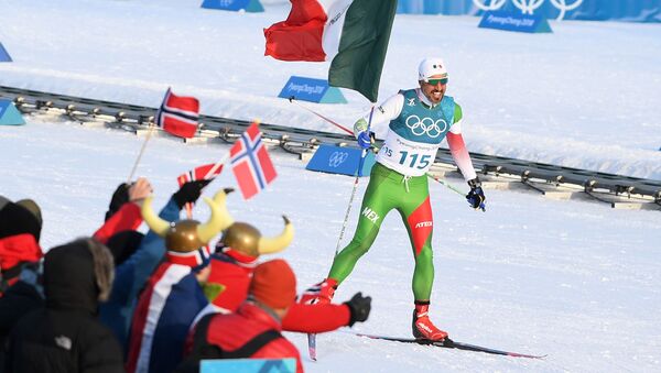 Герман Мадрасо на дистанции гонки на 15 км свободным стилем среди мужчин в соревнованиях по лыжным гонкам на XXIII зимних Олимпийских играх - Sputnik 日本