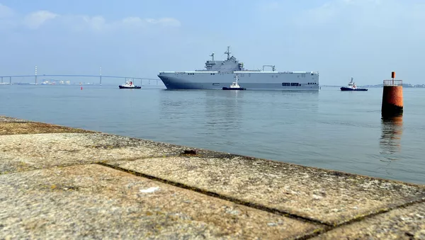 ロシア、ミストラルに代わる揚陸艦、建造計画立つ - Sputnik 日本