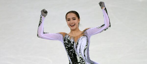 ザギトワ、メドベージェワを超える世界最高得点 - Sputnik 日本