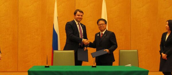 ロシアのオレシュキン経済発展相と世耕経済産業相 ロシアのオレシュキン経済発展相と世耕経済産業相 - Sputnik 日本