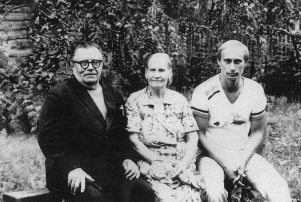 プーチン氏の家族 プーチン氏の家族 - Sputnik 日本