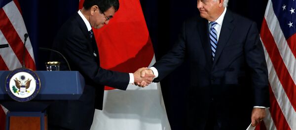 河野外相とティラーソン国務長官(アーカイブ) 河野外相とティラーソン国務長官(アーカイブ) - Sputnik 日本