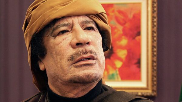 Каддафи тайно объехал Триполи и заявил, что город вне опасности - СМИ - Sputnik 日本