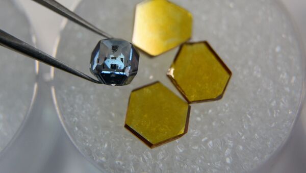 「地球外」の氷がダイヤモンドの中に見つかる - Sputnik 日本
