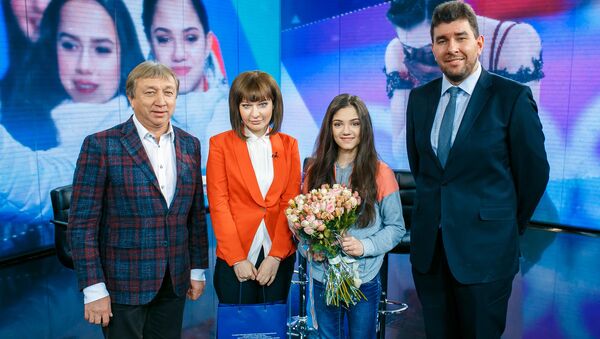 Российская фигуристка Евгения Медведева побывала в гостях у телеканала RT - Sputnik 日本