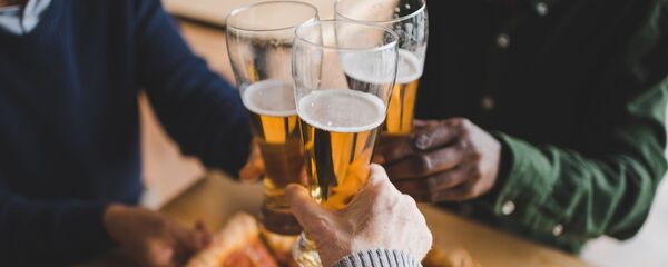 ビールとピザ ビールとピザ - Sputnik 日本