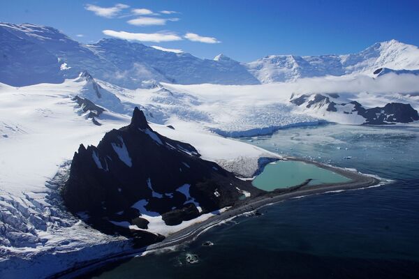 南極ハーフムーン島の氷河 - Sputnik 日本