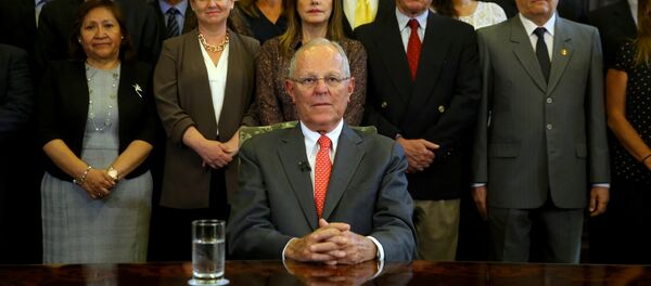 罷免議会の前日にペルー大統領が汚職疑惑で辞意を - Sputnik 日本