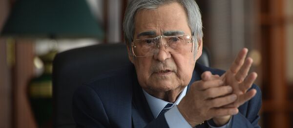 アマン・トゥレエフ知事 - Sputnik 日本