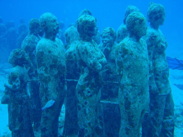 ジェイソン・デケアーズ・テイラーさんの彫刻作品、メキシコのカンクン国立海洋公園 - Sputnik 日本