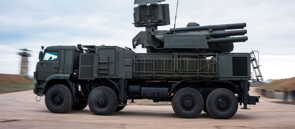 対空ミサイル「S-400(トリウムフ)」 対空ミサイル「S-400(トリウムフ)」 - Sputnik 日本